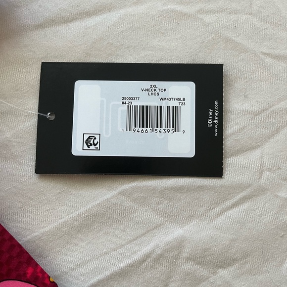 christmas themed lilo and stitch scrub top - Picture 3 of 3